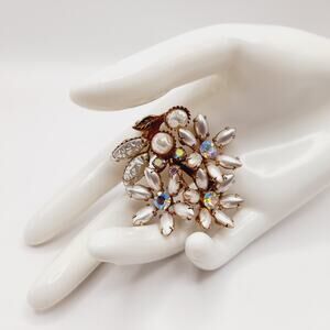 Vintage 1950 Pearl Rhinestone Floral Brooch, Aurora Borealis Crystals, Gold Tone